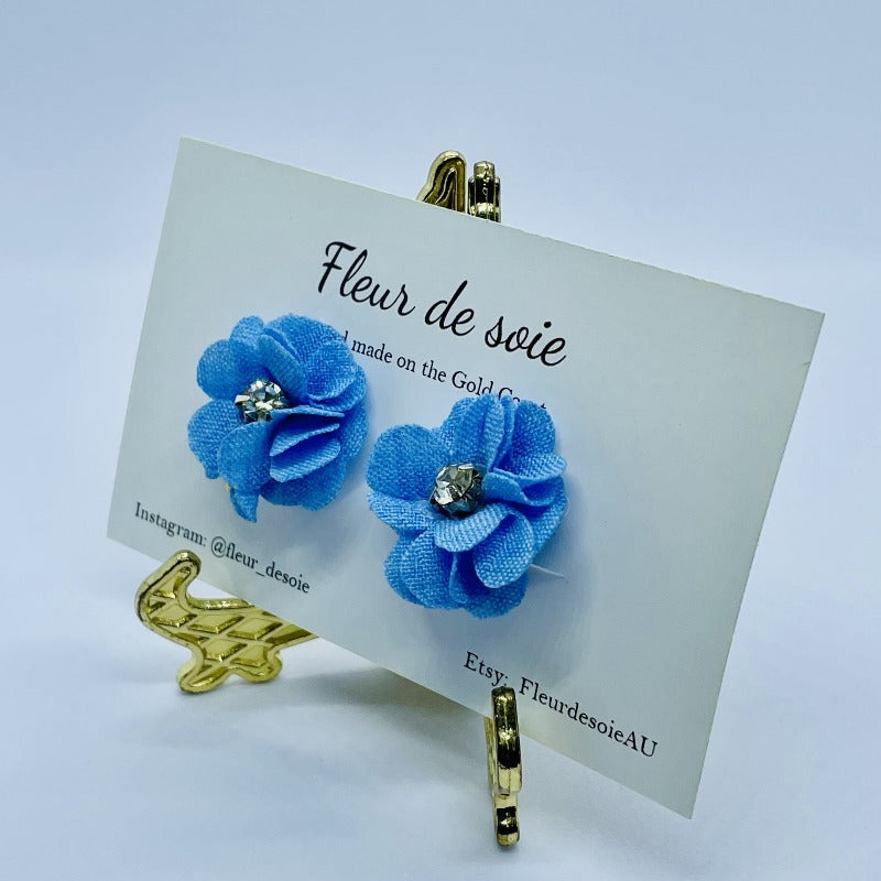 Small Flower earrings. Best Flower earrings. Best earrings for girl. Comfortable earrings. Best gift idea for girl. Gift idea for mum. Best Christmas earrings for her. Party earrings. Beautiful Clip-Ons earrings. Best birthday gift for granddaughter. Cute earrings for girl. Best birthday gift idea for granddaughter. Best birthday gift for mum. Best Handmade earrings. Unique gift idea for her.