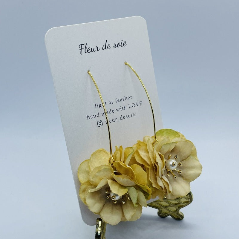 Yellow flower earrings,Romantic silky flower earrings, Best Wedding earrings. Best Party earrings. Boho style wedding earrings. Best earrings for Melbourne Cup. Best Bridal earrings. Best Party earrings. Best flower earrings. Best teacher’s gift idea. Best birthday gift for mum. Best Christmas gift for her. Light weighted earrings