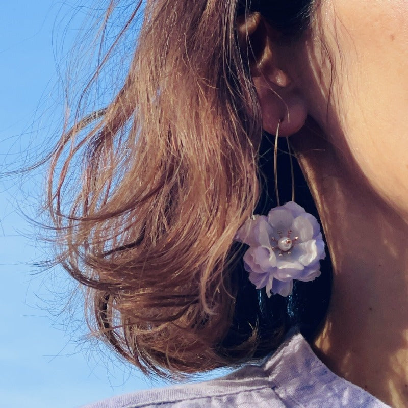 Best Flower Earrings. Airy light silky flower earrings. Best gifts for her. Best gifts for mum. Best anniversary gift for her. Best anniversary gift for wife. Best birthday gift for her. Best valentine’s gift for wife. Best Christmas gift for her. Best Christmas gift for teacher. Beautiful flower earrings. Comfortable earrings. Wedding earrings. Boho style earrings.