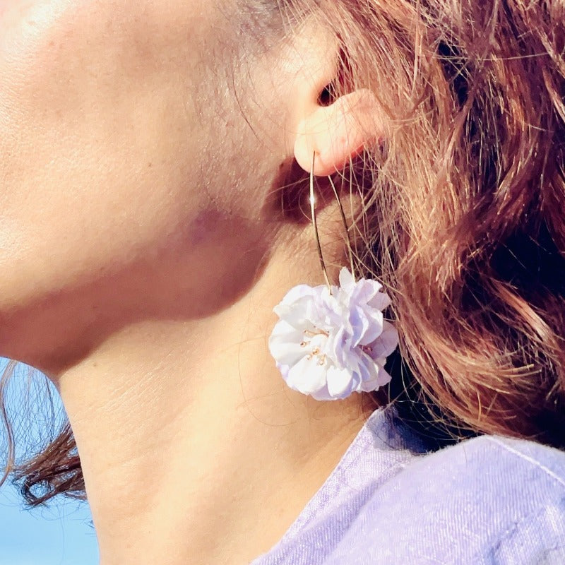 Best Flower Earrings. Airy light silky flower earrings. Best gifts for her. Best gifts for mum. Best anniversary gift for her. Best anniversary gift for wife. Best birthday gift for her. Best valentine’s gift for wife. Best Christmas gift for her. Best Christmas gift for teacher. Beautiful flower earrings. Comfortable earrings. Wedding earrings. Boho style earrings.